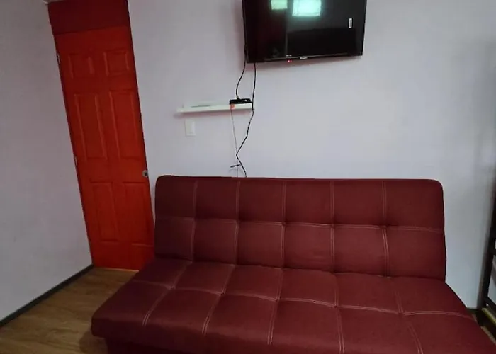 Roja Moderna Hasta 3 Huespedes Centrica, Comoda Y Con Excelente Conectividad