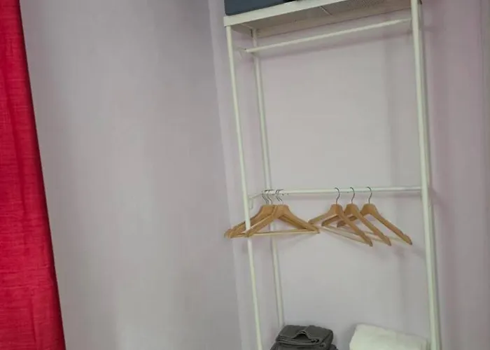 Roja Moderna Hasta 3 Huespedes Centrica, Comoda Y Con Excelente Conectividad Holiday home *