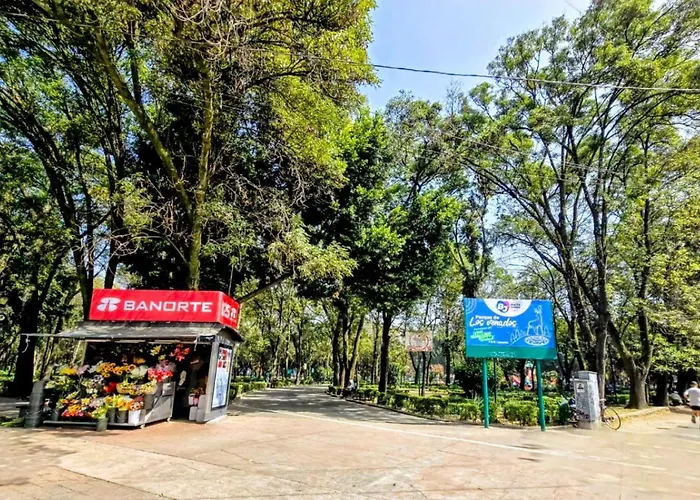 Roja Moderna Hasta 3 Huespedes Centrica, Comoda Y Con Excelente Conectividad