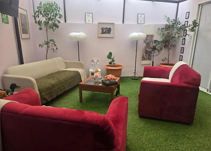 Roja Moderna Hasta 3 Huespedes Centrica, Comoda Y Con Excelente Conectividad Holiday home